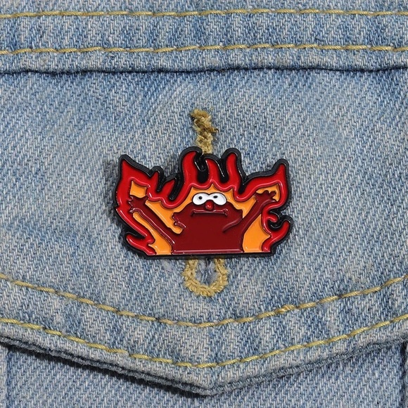 Fire Elmo hard enamel pin - Picture 3 of 4